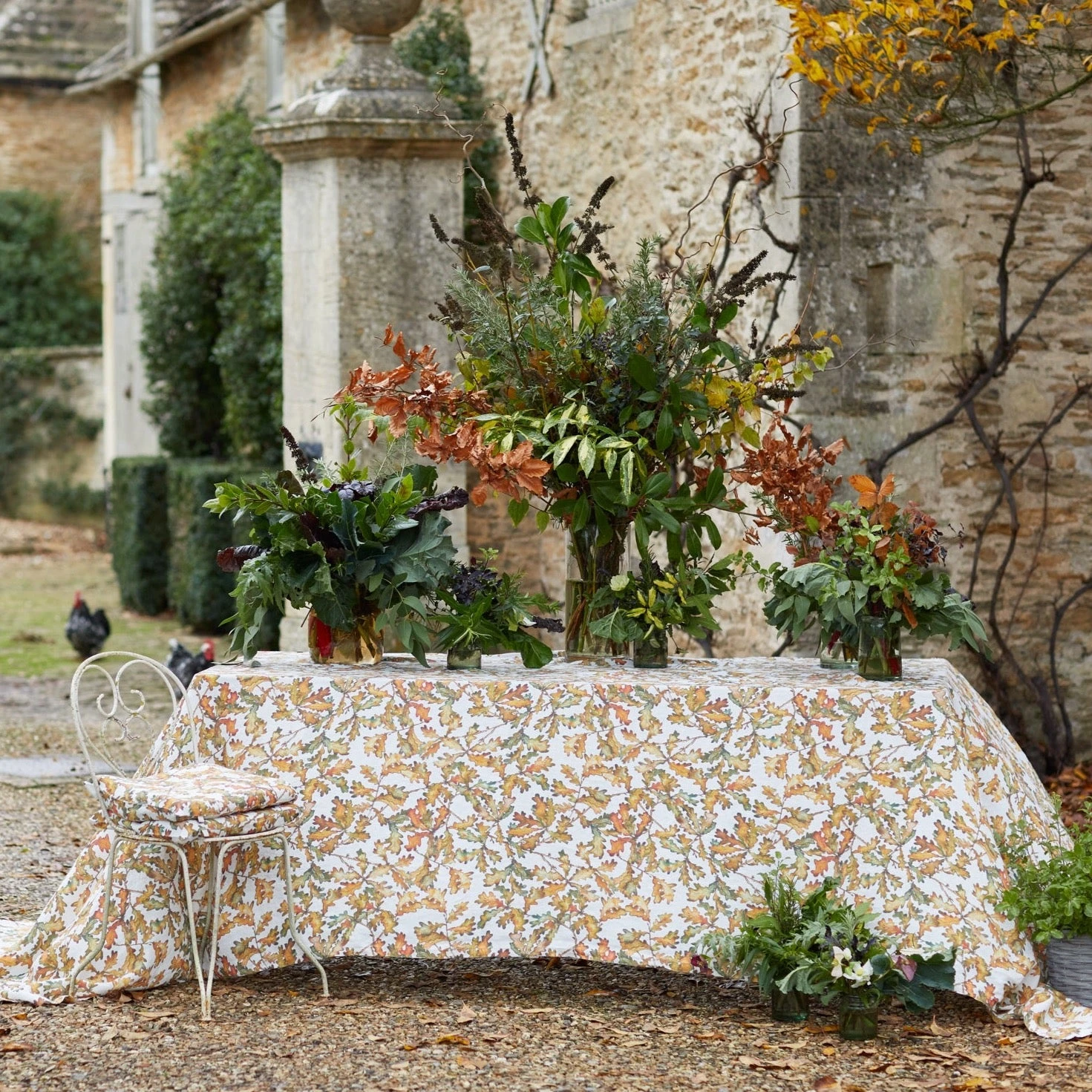 Autumn Leaves Oak Linen Table Cloth - Image 3