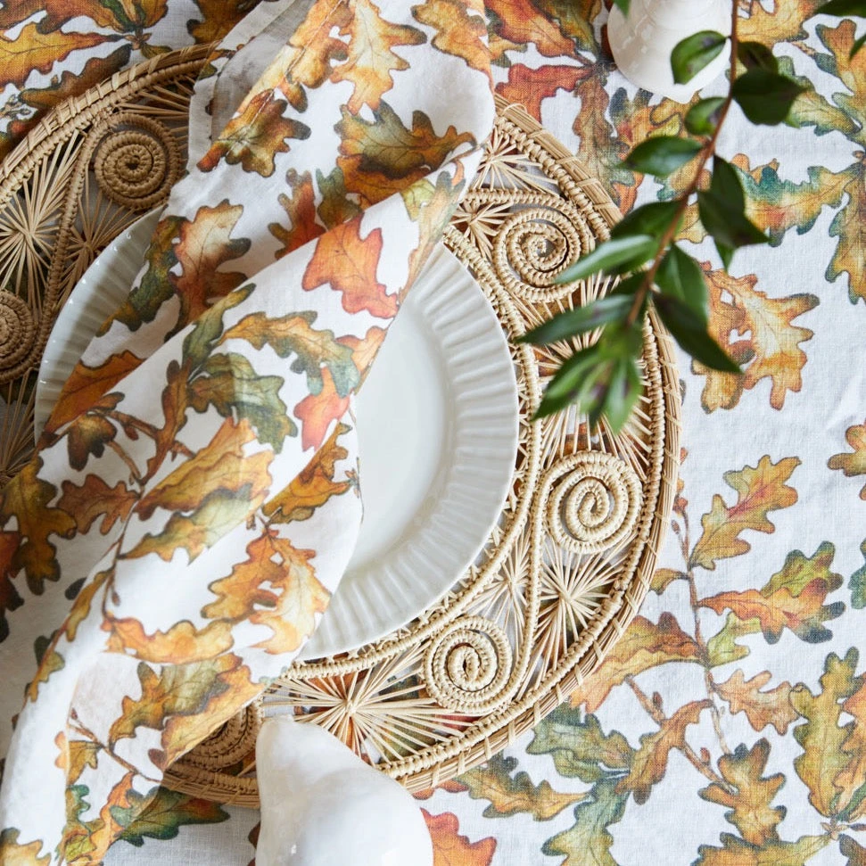 Autumn Leaves Oak Linen Table Cloth - Image 4