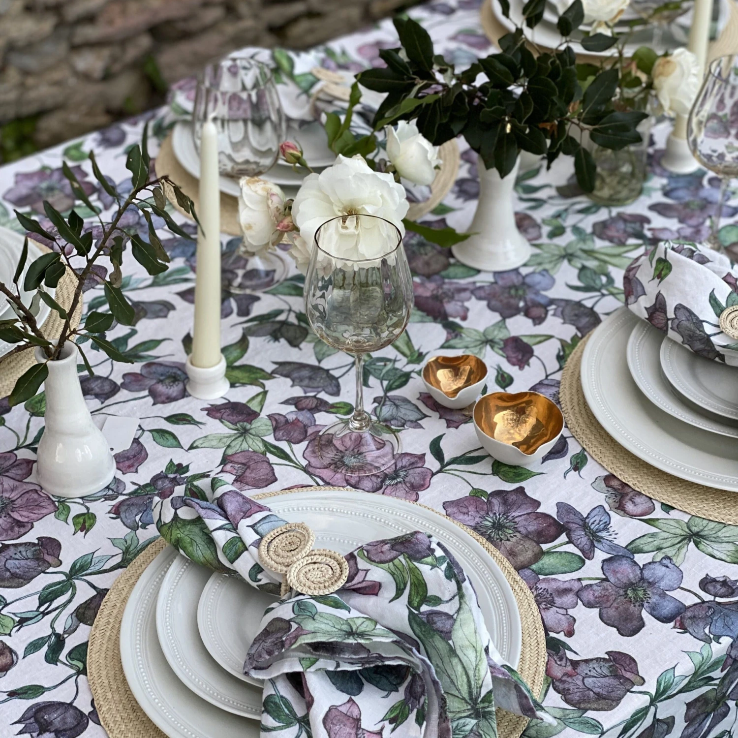 Hellebore Linen Table Cloth - Image 4