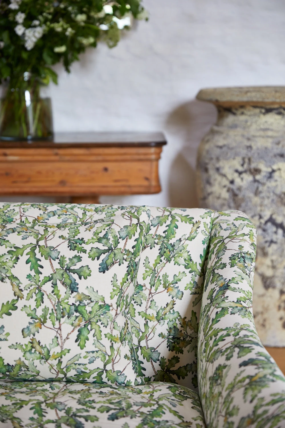 The Elmstead Sofa - Image 4